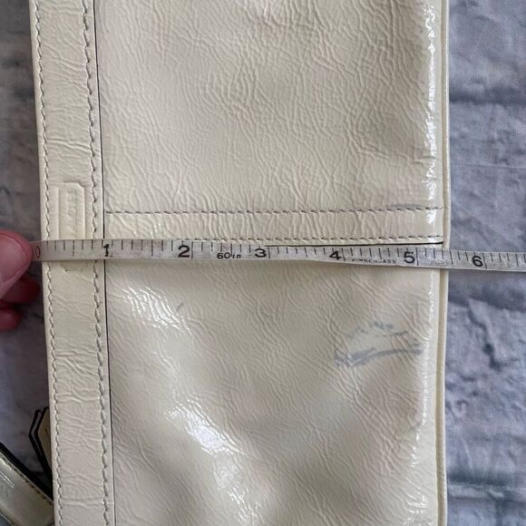 Coach wristlet zipper close clutch purse white 10.5”x5.5” - Picture 12 of 12